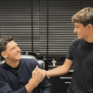 Η ανάρτηση του Δημήτρη Γιαννακόπουλου παρέα με τον γιο του Παύλο για το νέο συμβόλαιο του Μήτογλου (photo)