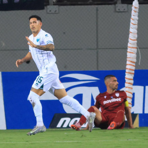 Ο Λεβαδειακός πέρασε ξανά από την Λάρισα και «πάτησε» στην 4η θέση - Δύο δοκάρια είχε η ΑΕΛ Novibet