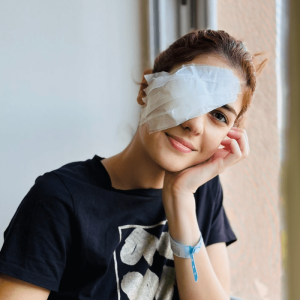 Συγκλονίζει η Δώρα Γκουντούρα με πρόβλημα υγείας που αντιμετωπίζει στο μάτι