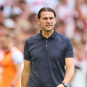 Με νέο προπονητή η Γιουνγκ Μπόις κόντρα στον ΠΑΟΚ - Επέστρεψε ο Σεοάνε Με νέο προπονητή η Γιουνγκ Μπόις κόντρα στον ΠΑΟΚ - Επέστρεψε ο Σεοάνε