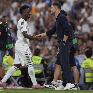 «Αν κάποιος θέλει να παραπονεθεί...» - Διέρρευσε η συνομιλία Τσάμπι Αλόνσο και Βινίσιους στα αποδυτήρια «Αν κάποιος θέλει να παραπονεθεί...» - Διέρρευσε η συνομιλία Τσάμπι Αλόνσο και Βινίσιους στα αποδυτήρια