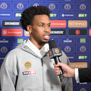 Ο Σορτς υπέγραψε αυτόγραφα και φωτογραφήθηκε με φίλους της Παρί - Το video του Athletiko