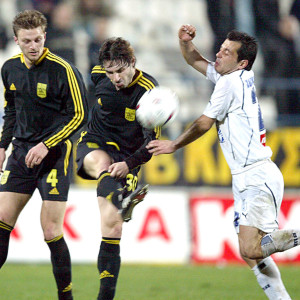 Ένα Άρης – Ολυμπιακός με πολύ... έντονο κιτρινόμαυρο παρελθόν.