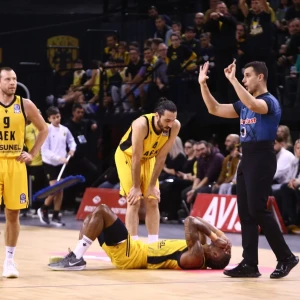 Πρόβλημα με Σίλβα και Φλιώνη στην ΑΕΚ