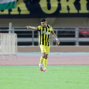 Όταν όλα την πήγαν κόντρα η ΑΕΚ «κέρδισε» και αυτό το «πρέπει»