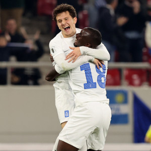 Απίθανη κούρσα και ασίστ του Τεττέη, ο Καρέτσας το 2-0 με άψογο πλασέ (video)