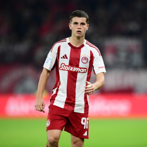 «Στο στόχαστρο της Μάντσεστερ Γιουνάιτεντ ο Μουζακίτης»