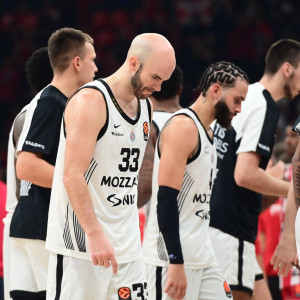 Οι Σέρβοι της Παρτιζάν δεν έπαιξαν δευτερόλεπτο στην ήττα από τον Ολυμπιακό!