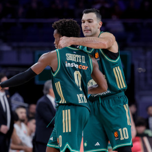 Masterclass δημιουργίας από Σλούκα και Σορτς τη «διαβολοβδομάδα» με 26 ασίστ και μόλις 4 λάθη!