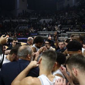 «Τρέλα» στον κόσμο του ΠΑΟΚ: Γεμίζει το PAOK Sports Arena για το ντέρμπι με τον Ολυμπιακό!