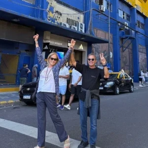 Στο «Μπομπονέρα» o Γιώργος Νταλάρας: «Φέραμε γούρι στην Μπόκα» (photo)