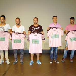 Οι πιο παράξενοι χορηγοί στο ποδόσφαιρο - Από τον οίκο ανοχής «Σούλα» στη Λάρισα μέχρι το γραφείο τελετών στον Παλιόπυργο