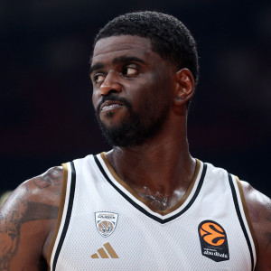 Χωρίς Μπέικον η Ντουμπάι κόντρα στον Παναθηναϊκό