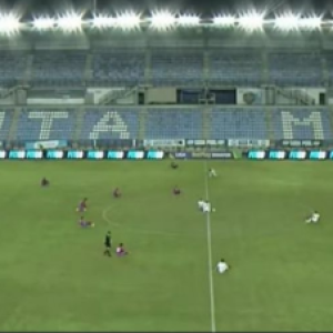 Τρομερό σκηνικό στην Κολομβία: Ποδοσφαιριστές ξάπλωσαν στο χορτάρι ζητώντας καλύτερες συνθήκες εργασίας