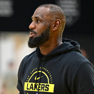 Ο ΛεΜπρόν Τζέιμς θα προπονηθεί με την αναπτυξιακή ομάδα των Λέικερς