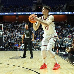 Εντυπωσιακός Αβδάλας με 33 πόντους οδήγησε το Βιρτζίνια Τεκ στη νίκη