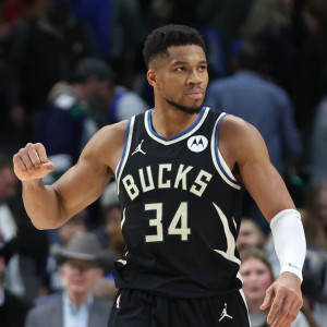 Επέστρεψαν στις νίκες οι Μπακς με 30άρη Αντετοκούνμπο