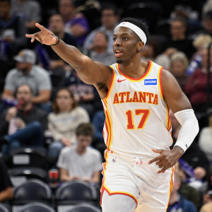 Άνετες νίκες για Χοκς και Σανς - Πέρασαν από το Κλίβελαντ οι Ράπτορς