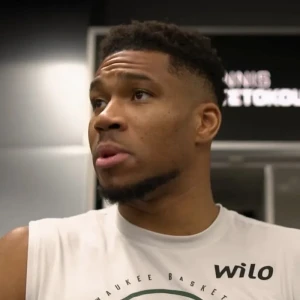 Αντετοκούνμπο: «Δεν είναι δικαιολογία η κούραση - Πρέπει να γίνουμε καλύτεροι»