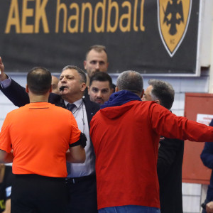 Το παρασκήνιο και όλα όσα έγιναν στο ντέρμπι του χάντμπολ ΑΕΚ - Ολυμπιακός