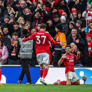 Επιτέλους νίκη με λυτρωτή Γκιμπς Γουάιτ για την Φόρεστ - Η Άστον Βίλα διέλυσε την Μπόρνμουθ