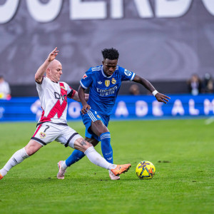 «Μπλόκο» της Ράγιο Βαγιεκανό στην Ρεάλ Μαδρίτης