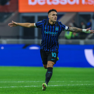 Η Ίντερ κέρδισε τη Λάτσιο και πάτησε κορυφή