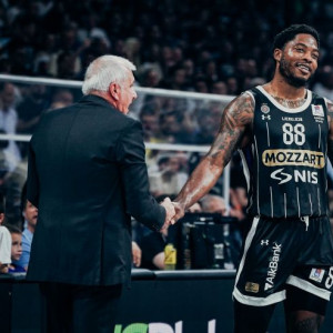 Κρίση στην Παρτίζαν: Οργή Ομπράντοβιτς για τον «μυστήριο» τραυματισμό του Τζόουνς