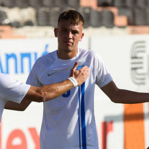 Μυθικός... Μύθου με χατ τρικ στο ημίχρονο της Εθνικής Νέων!