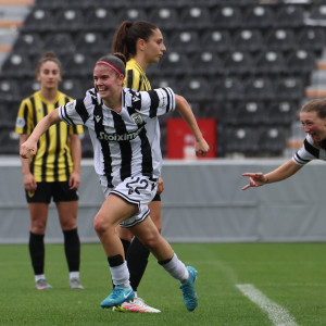 Σαρωτικός ο ΠΑΟΚ, κέρδισε εύκολα 4-1 την ΑΕΚ στο ποδόσφαιρο γυναικών