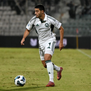 Ζαρουρί: «Ο αγώνας με τον ΠΑΟΚ θα είναι ένας πραγματικός "πόλεμος", να είμαστε συμπαγείς»