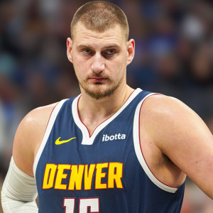 Ο βιονικός Γιόκιτς κέρδισε μόνος του τη Μινεσότα - Σπουδαίες... γιορτινές νίκες για Γουόριορς και Ρόκετς