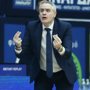 Ο Καστρίτης ανανέωσε με τη Βαρέζε μέχρι το 2028!