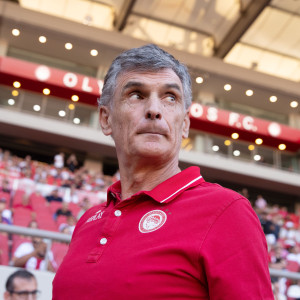 Ο Μεντιλίμπαρ τρέχει με... 92 και είναι έτοιμος να υπογράψει το νέο του συμβόλαιο με τον Ολυμπιακό