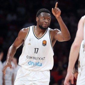 Νίκη με μεγάλη ανατροπή για την Dubai BC απέναντι στην Παρί