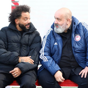 Ο Μαρσέλο παρακολουθεί από το πάγκο του Ολυμπιακού την αναμέτρηση με την Ρεάλ για το Youth League