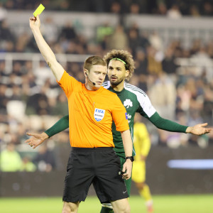 Επίθεση Νίκολιτς σε ΚΕΔ: «Ντροπή που ήρθε αυτός ο διαιτητής στη Λεωφόρο»