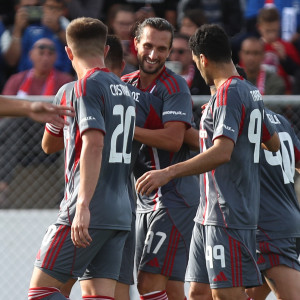 Γιος γνωστής παρουσιάστριας δουλεύει scout στον Ολυμπιακό