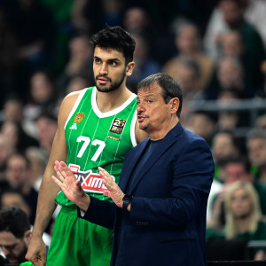 Τι είπε ο Αταμάν σχετικά με το αν θα είναι διαθέσιμοι οι Οσμάν και Γιουρτσέβεν κόντρα στην Παρτίζαν