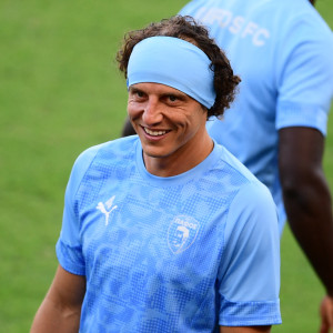 Ο Νταβίντ Λουίζ επέστρεψε στα γκολ στο Champions League και έγραψε ιστορία (video)