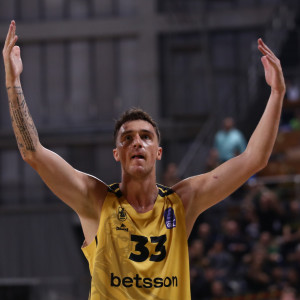 Ο Άντζουσιτς έκανε ντεμπούτο και ο Άρης «κατάπιε» τον Προμηθέα στο Παλέ