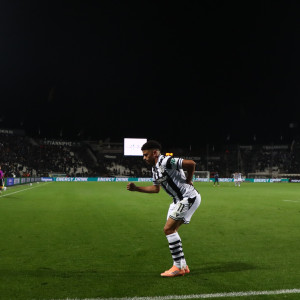 Ο Τάισον πανηγύρισε σαν... παππούς με μπαστουνάκι