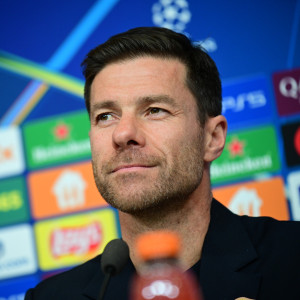 Αλόνσο: «Παρακολουθώ τον Ολυμπιακό λόγω του Μεντιλίμπαρ, είναι σπουδαίος προπονητής»