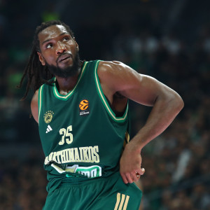 Φαρίντ για το αν θα αλλάξει το logo του από κόκκινο σε πράσινο: «Θα επανέλθω όταν υπογράψω το νέο συμβόλαιο»