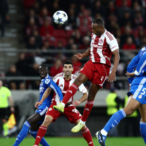 Ο Ολυμπιακός ήταν... Ευρωπαίος, έβαλε τρία γκολ στη Ρεάλ, αλλά έχασε από τον «διαστημικό» Εμπαπέ