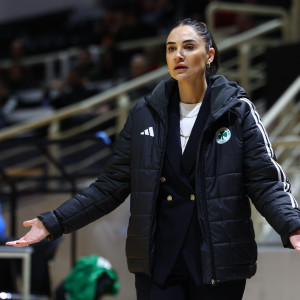 Ξέσπασε η Ερντέμ: «Δέχθηκα λεκτικές επιθέσεις για τη γυναικεία μου υπόσταση»