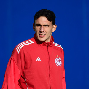 Η ενδεκάδα του Ολυμπιακού κόντρα στην Ελλάς Σύρου