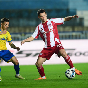 Μουζακίτης: «Τέτοιες νίκες δίνουν πρωταθλήματα - Μεγάλη τιμή να μιλάει για μένα ο Αλόνσο» (video)