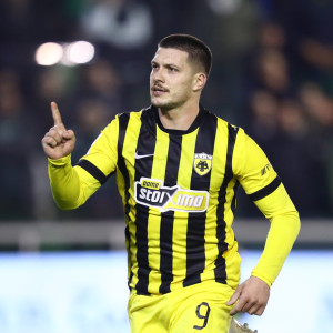 Οι έξαλλοι πανηγυρισμοί στο τρίτο γκολ του Γιόβιτς: Η παρακάμερα του Παναθηναϊκός - ΑΕΚ (video)