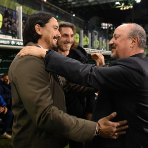 Τετ α τετ και θερμός εναγκαλισμός ανάμεσα σε Μπενίτεθ, Λέτο και Κυργιάκο (video)